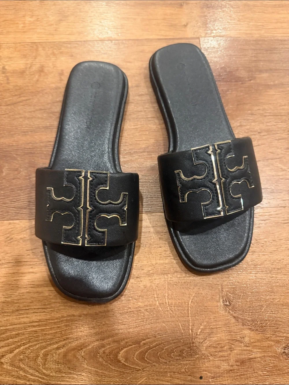 size 39 Tory Burch Black Slide Sandals with Gold Logo Accent